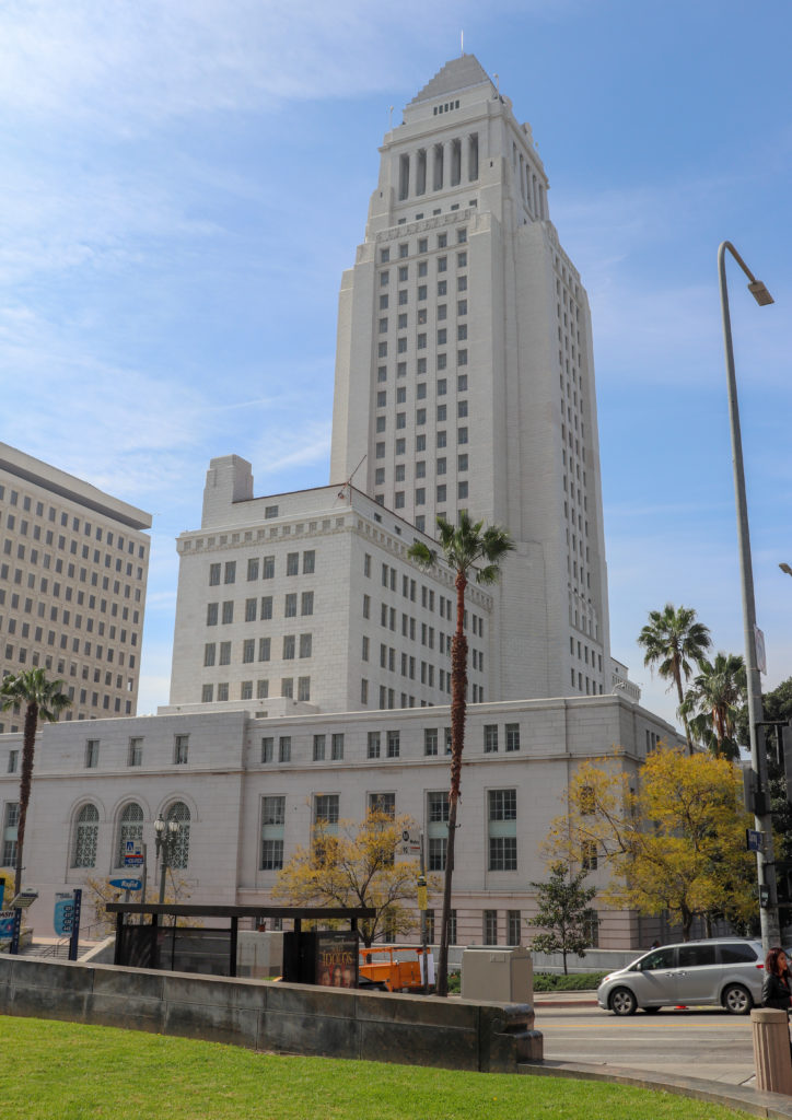 picture of Los Angeles City hall 