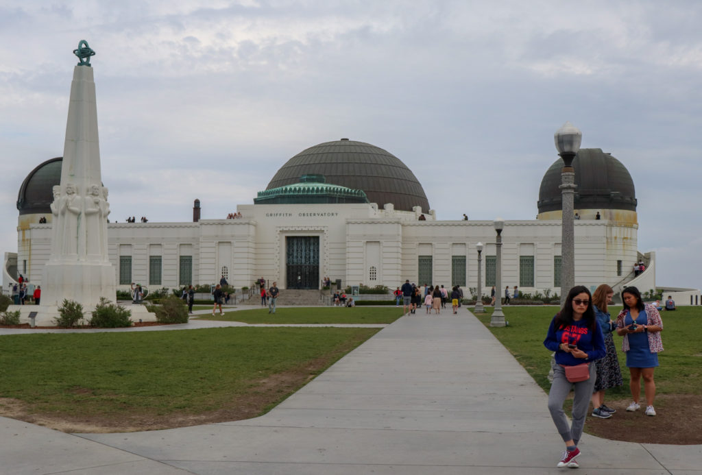 picture of the griffith observatory 