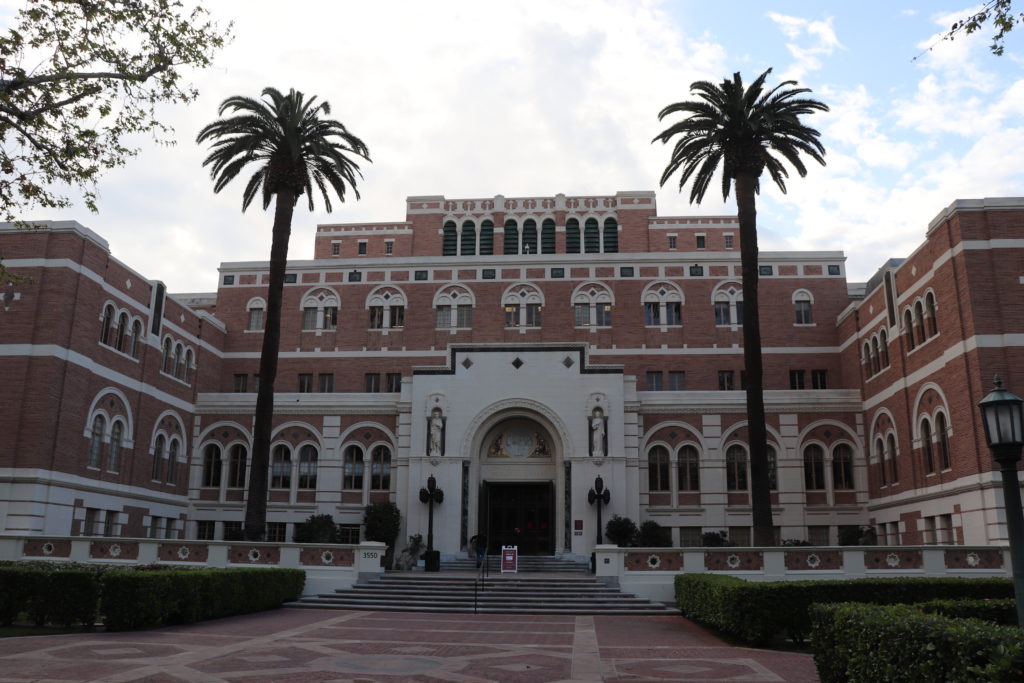 picture of university of southern california library 