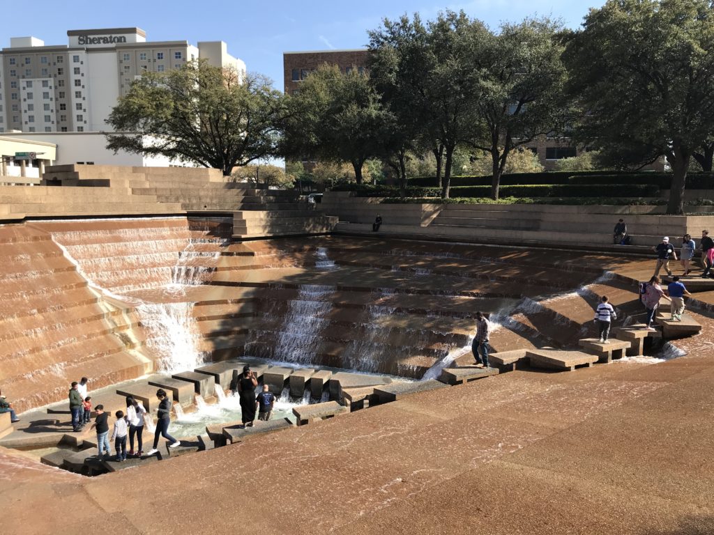 fort worth water gardens