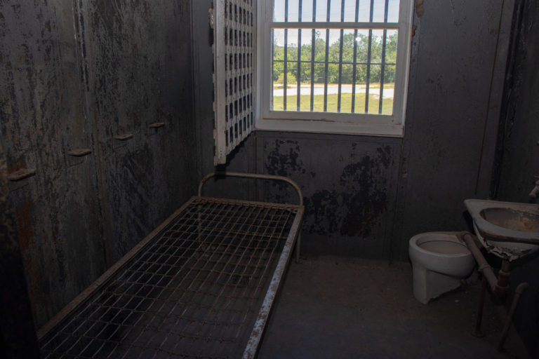 A Tour of Llano County’s Historic Red Top Jail Eric Explores the World