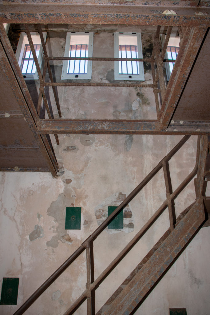 picture of red top jail gallows