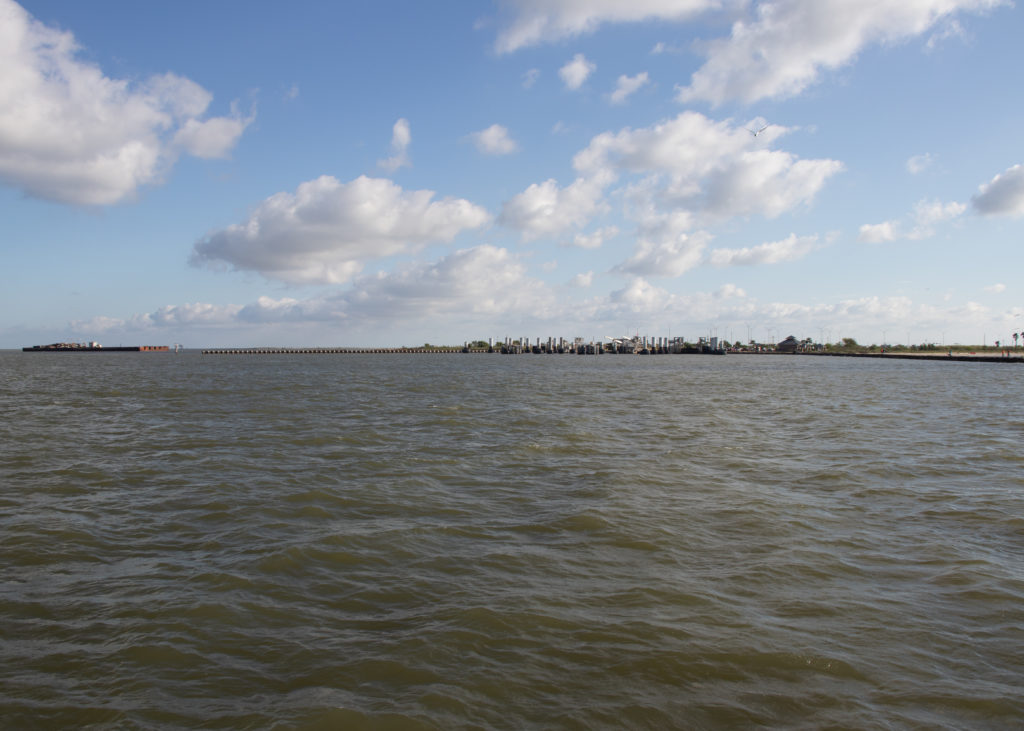 picture of galveston ferry approaching port bolivar 