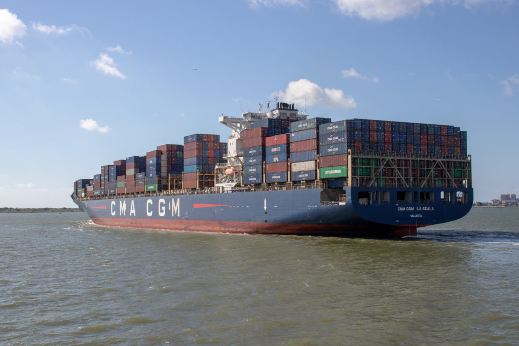 picture of cma cgm cargo ship 