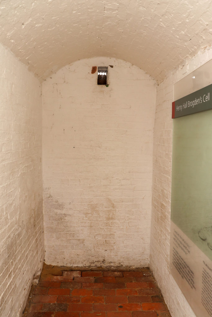 picture of Fort McHenry jail cell 