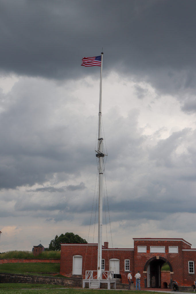 picture of Fort McHenry flag 