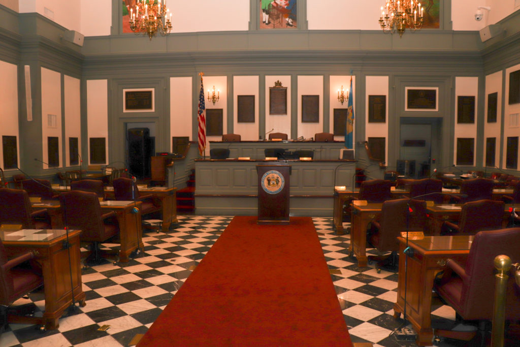 picture of Delaware Senate chamber